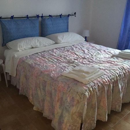 Mancini Michela Alloggio Uso Turistico Apartment Ачилия Екстериор снимка